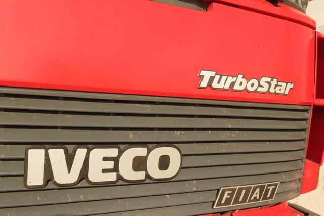 El Iveco Turbostar quizás era ya un modelo anticuado en 1990, pero muy fiable y llegó a los 500 CV.